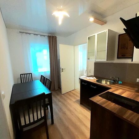 Modernes Apartment Metzingen 2 Ройтлинген Екстериор снимка