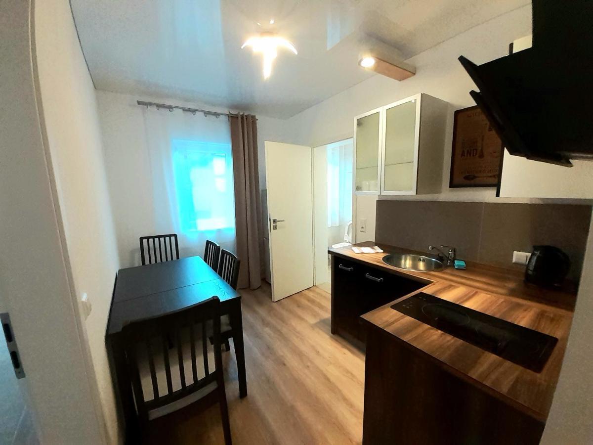 Modernes Apartment Metzingen 2 Ройтлинген Екстериор снимка