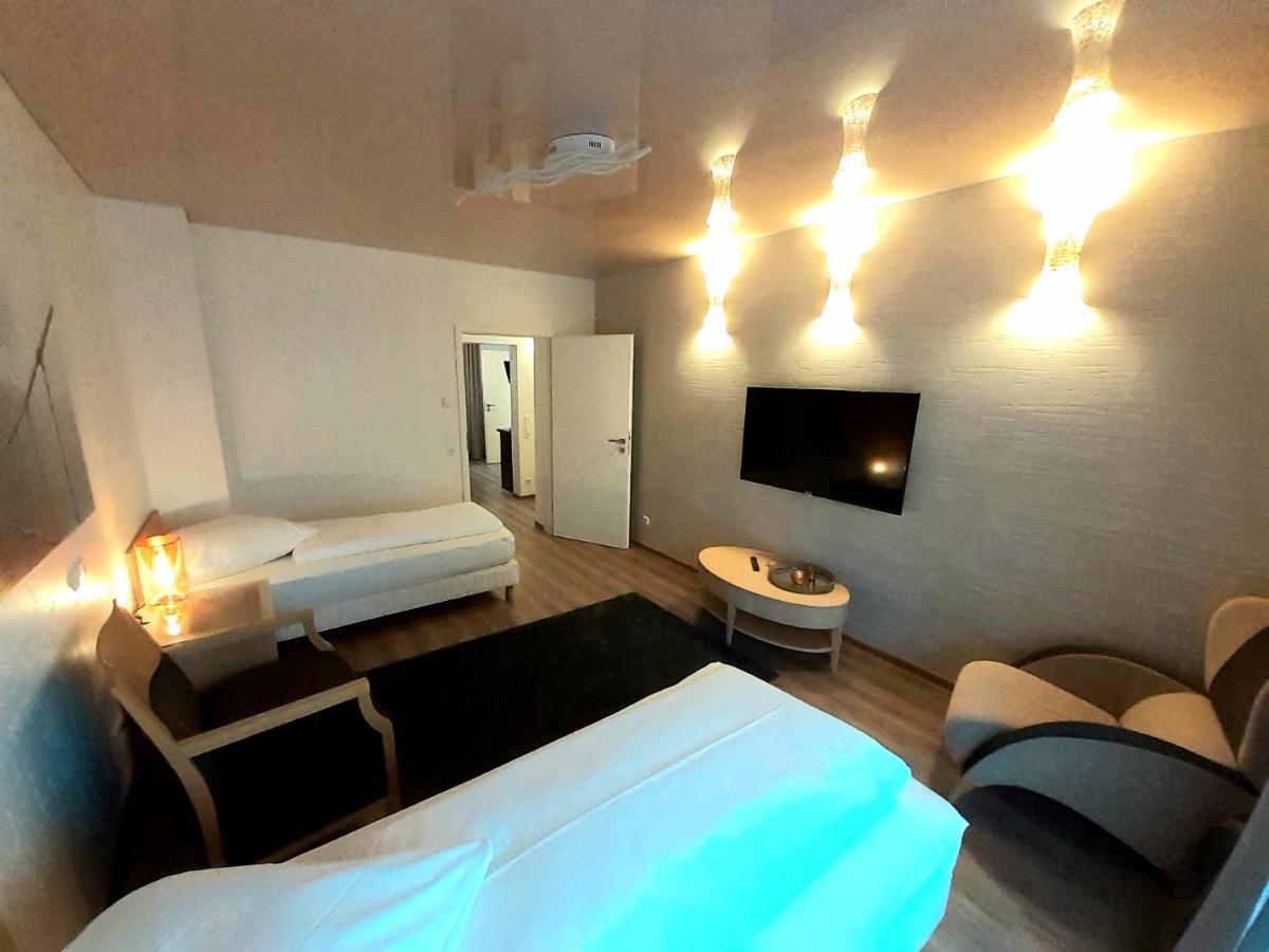 Modernes Apartment Metzingen 2 Ройтлинген Екстериор снимка